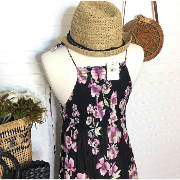 Free People Onyx Garden Party Floral Maxi Dress NWOT Medium - Picture 5 of 6